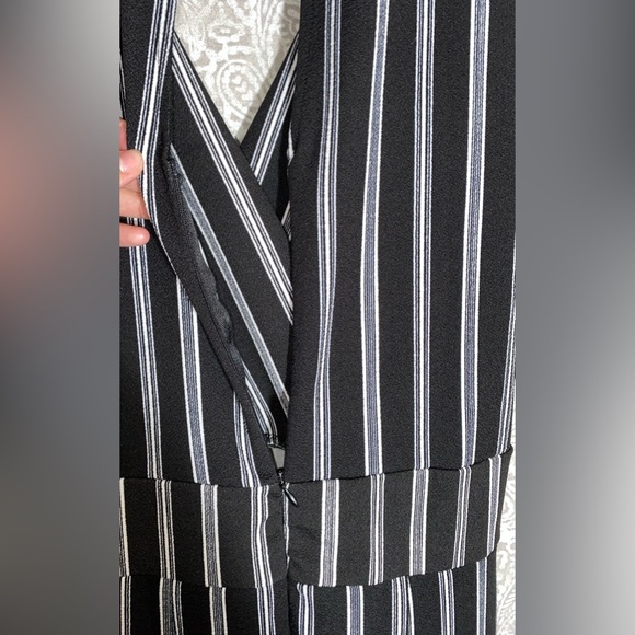 Almost famous Jumpsuit - Picture 8 of 10